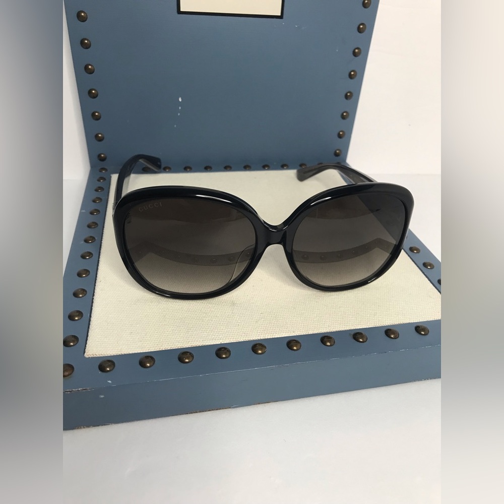 Gucci Women's GG0080SK 002 Black/Grey Fashion Sunglasses 61mm - Picture 8 of 11